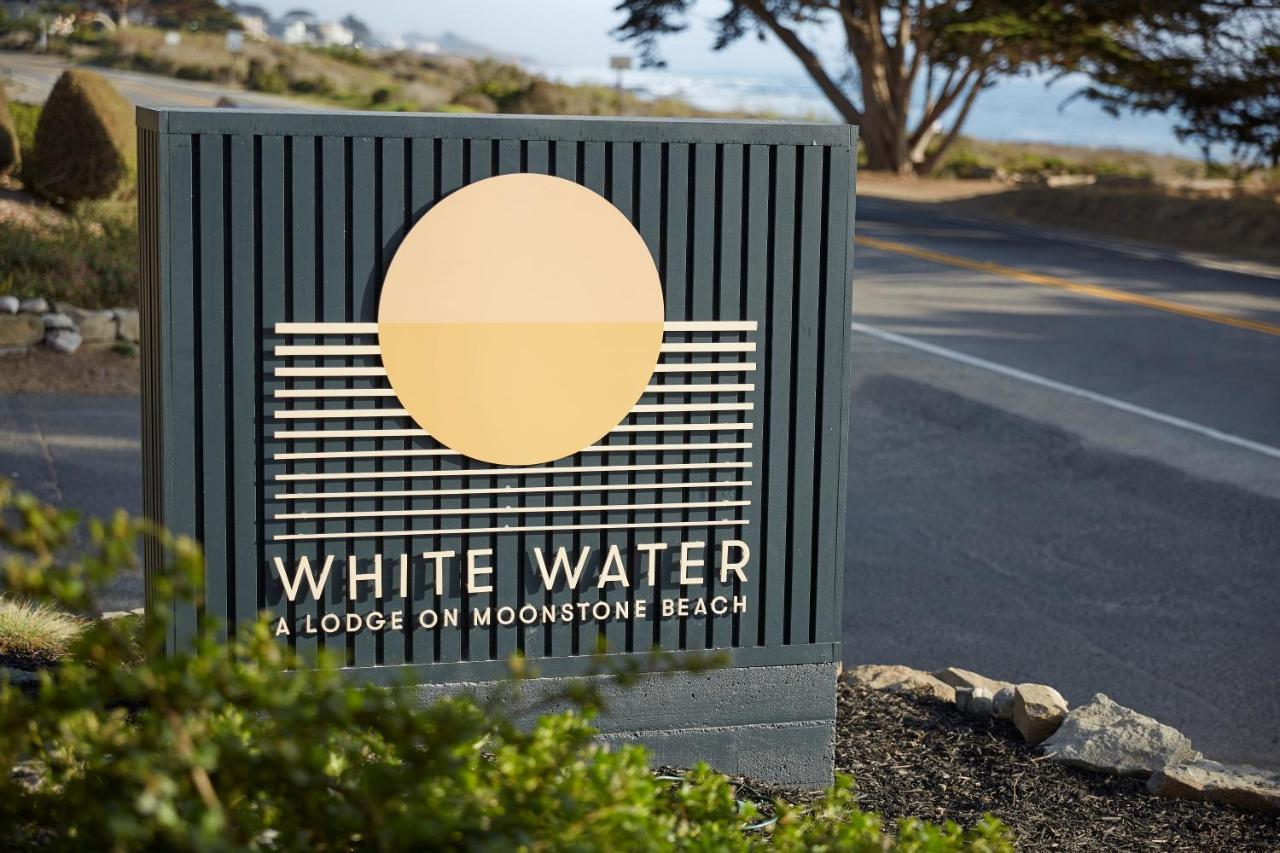 Hotel White Water