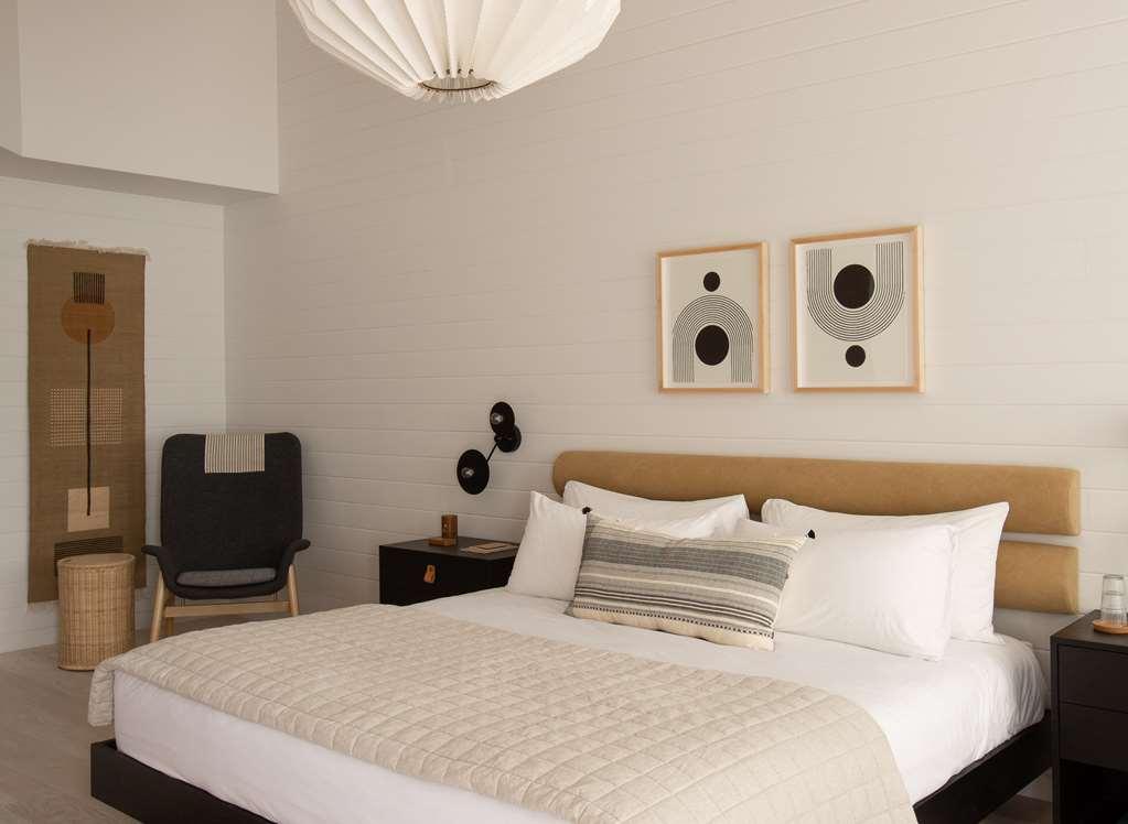 White Water Hotel Cambria