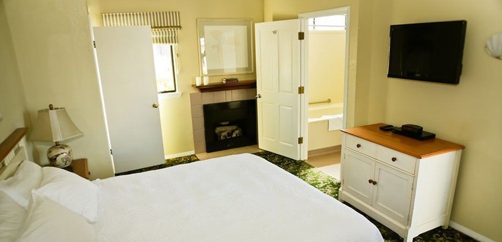 White Water Hotel Cambria